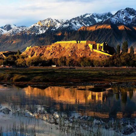 印象南疆：羅布人村寨、胡楊林、神秘大峽谷、喀什古城、帕米爾高原、盤龍公路拼車6日游